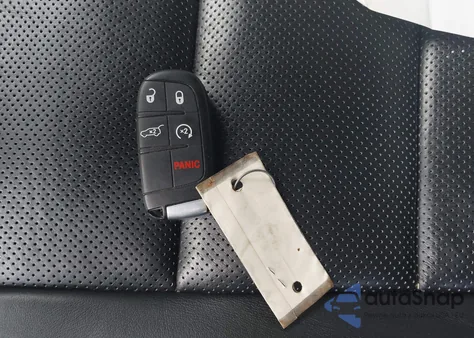 2019 Jeep Grand Cherokee Limited 4X4 из США, поврежденный, VIN 1C4RJFBG1KC739011